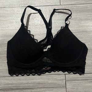 VS black racerback bra